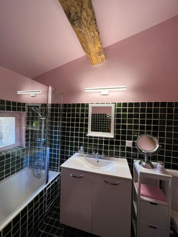 אופס Charmant Appartement Independant Au Sein D'Un Mas Provencal מראה חיצוני תמונה